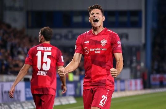  法兰克福防守稳固零封对手保持不败金身