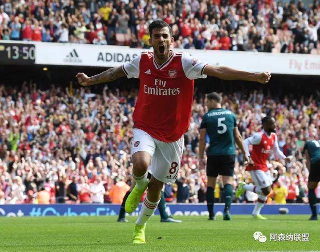  阿森纳塞瓦略斯灵巧盘带搅乱切尔西防线